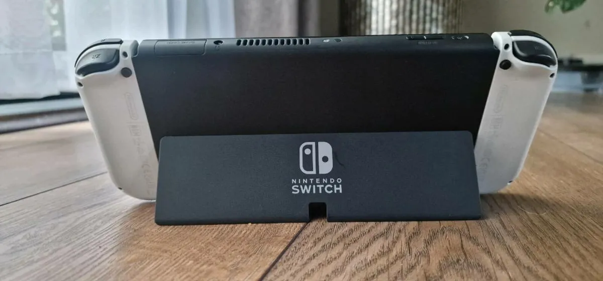 Nintendo Switch Oled - Image 3