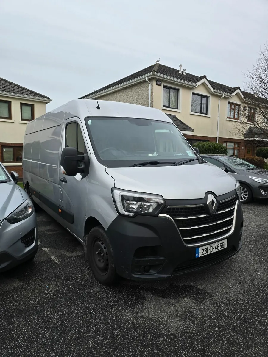 Renault Master 2023 - Image 1
