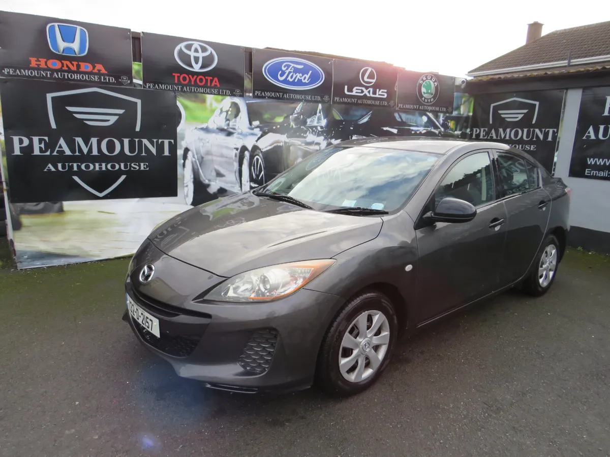 Mazda Mazda3 2013 LOW MILEAGE DIESEL 4DR - Image 1