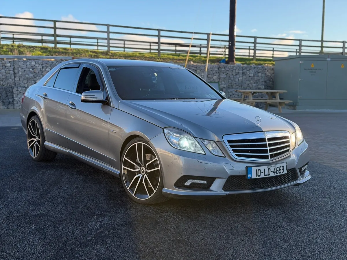 2010 Mercedes Benz E250 Sport - Image 1