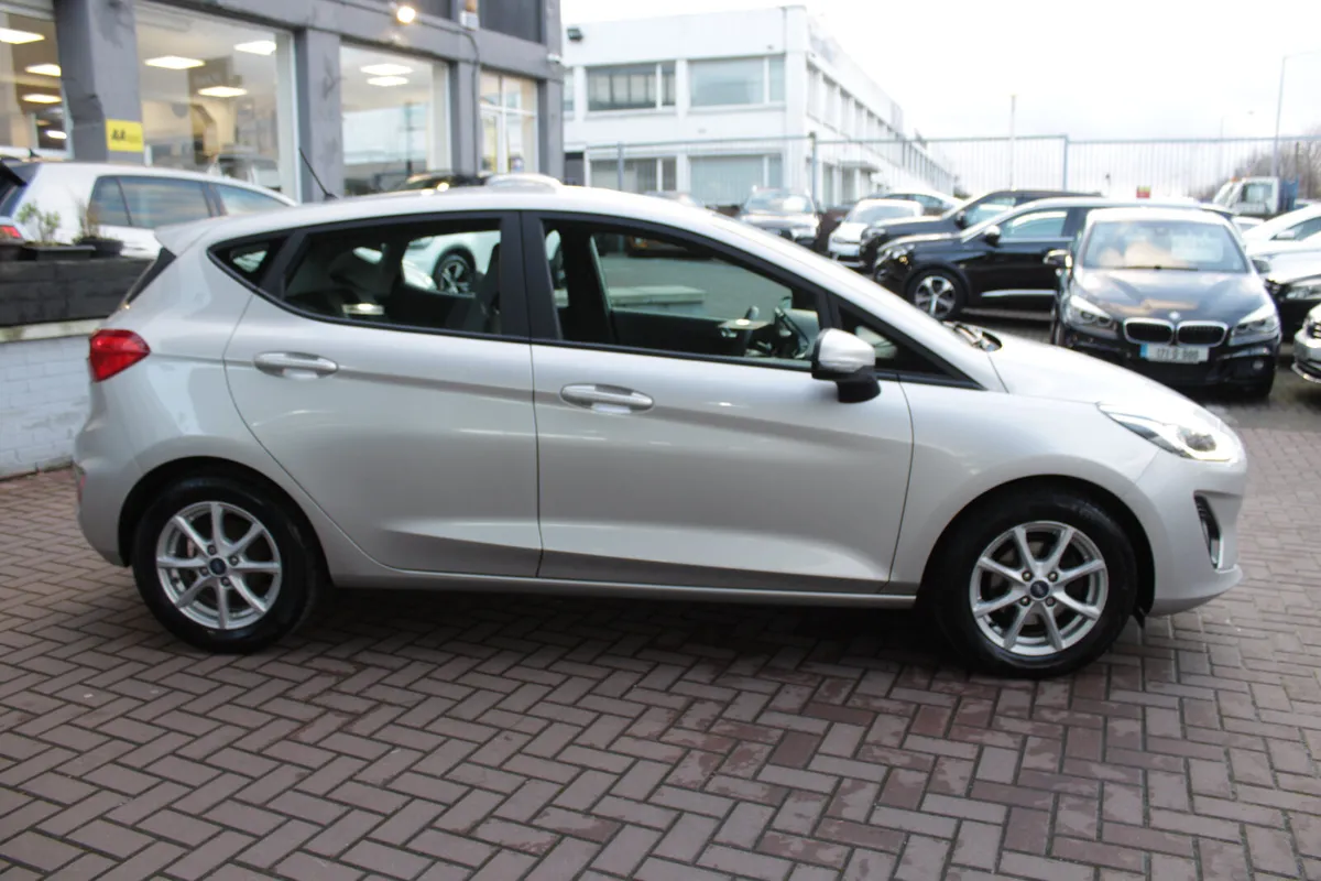 1.5TDCI TITANIUM EDITION  5DR  HATCHBACK // IMMACU - Image 3