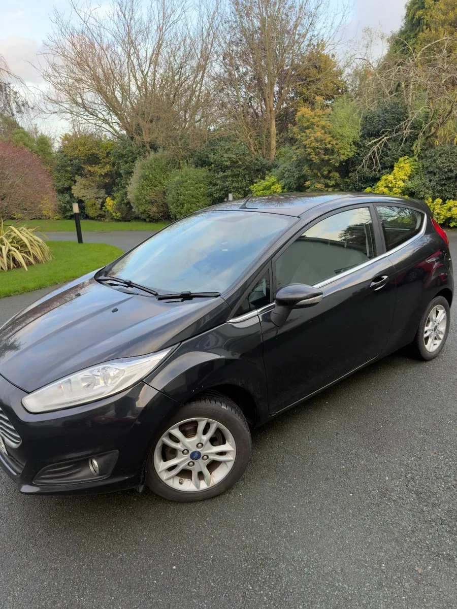 Ford Fiesta 2015 - Image 1