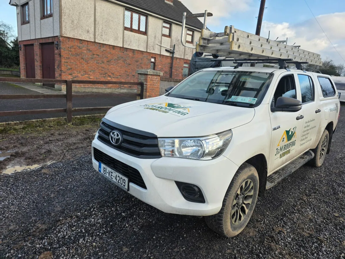 Toyota Hilux 2018 Tax&Doe - Image 4