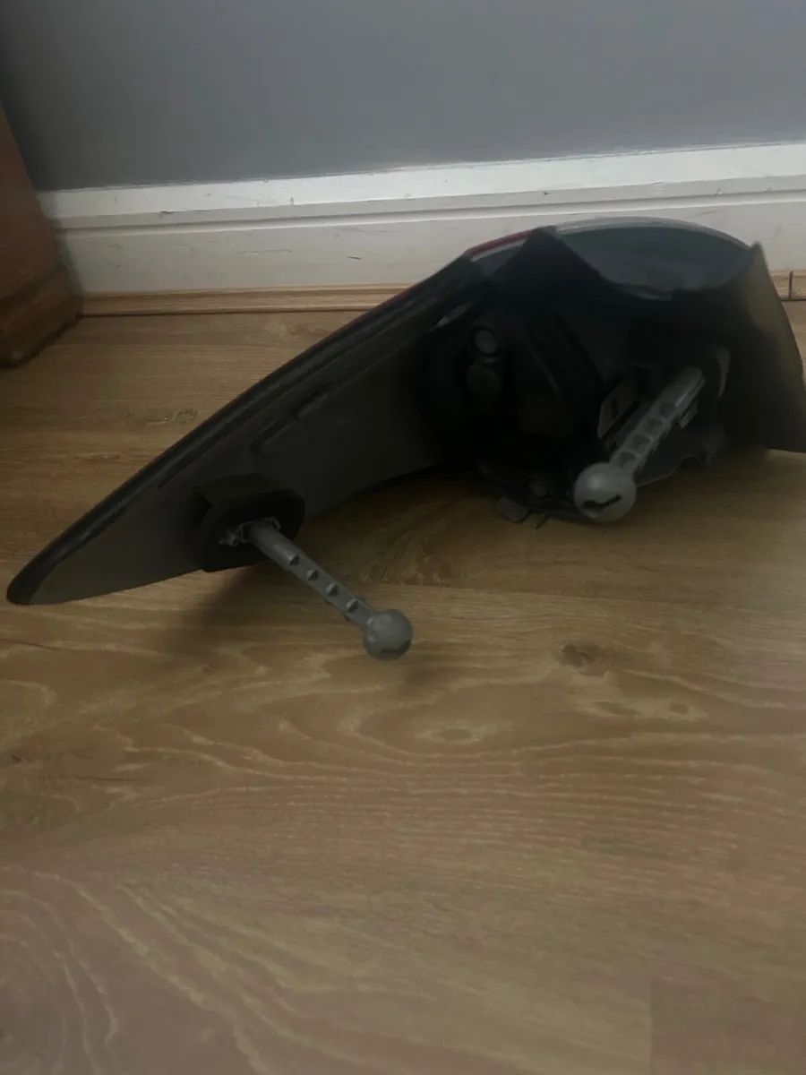 Renault Megane Parts - Image 3