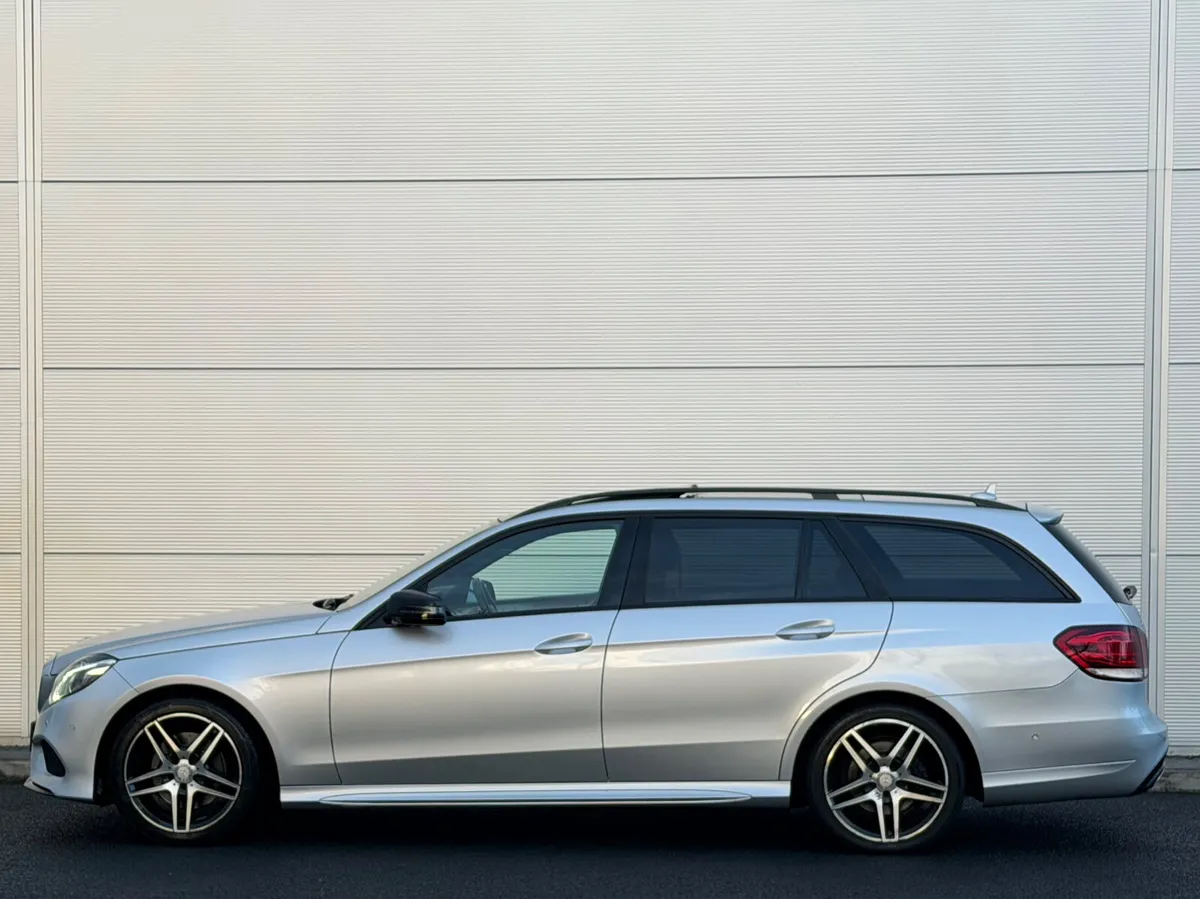 Mercedes-Benz E220d AMG Premium - Image 4