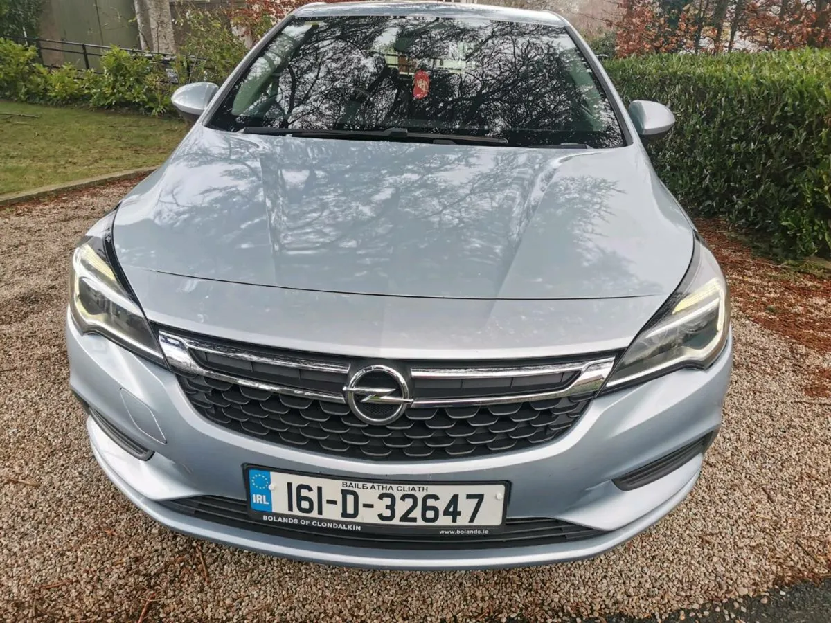 2016 Opel Astra 1.6CDI 5-Door Hatchback NCT 1/18 - Image 2