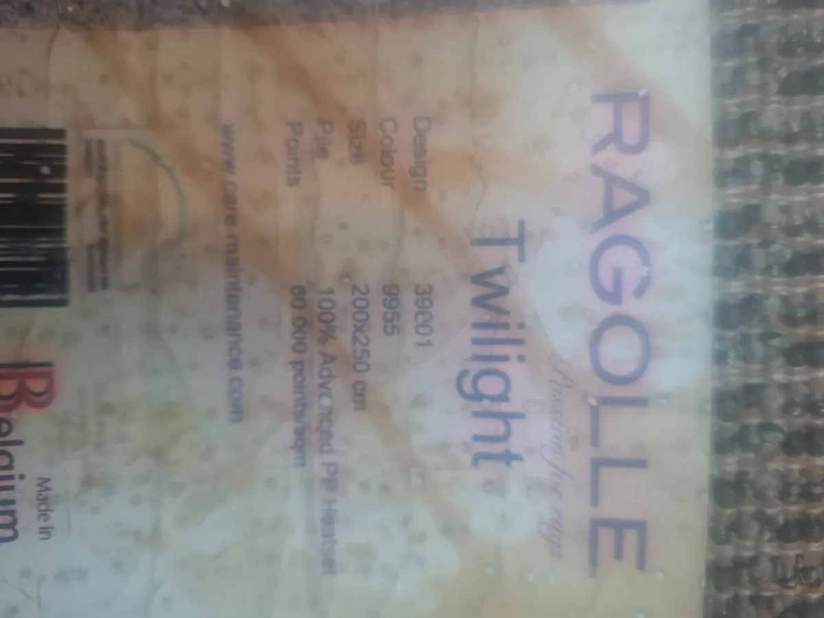 Shaggy Grey Rug - Image 4