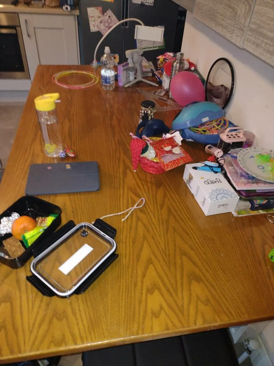 Large table FREE! - Image 2