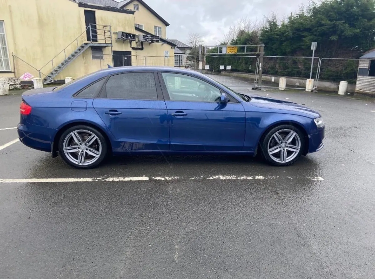 Audi A4 2015 - Image 1