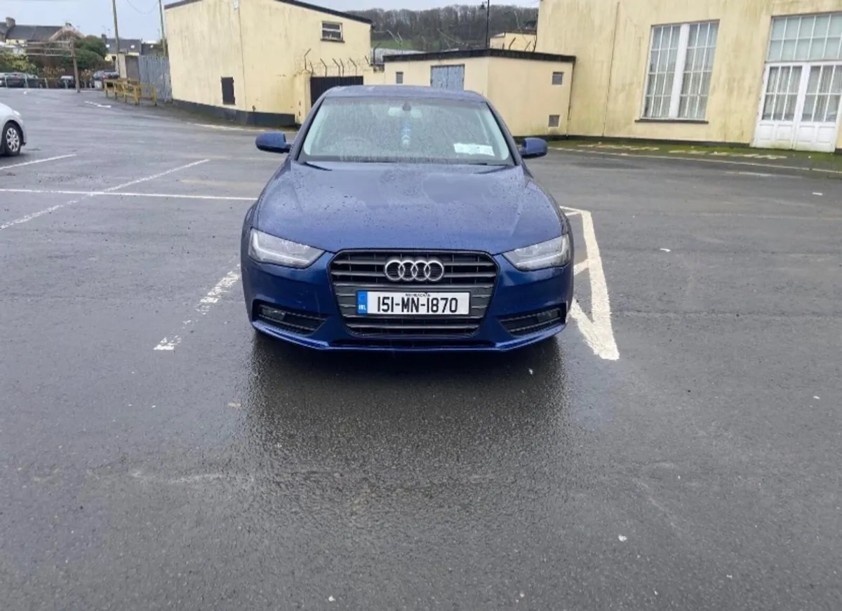 Audi A4 2015 - Image 2