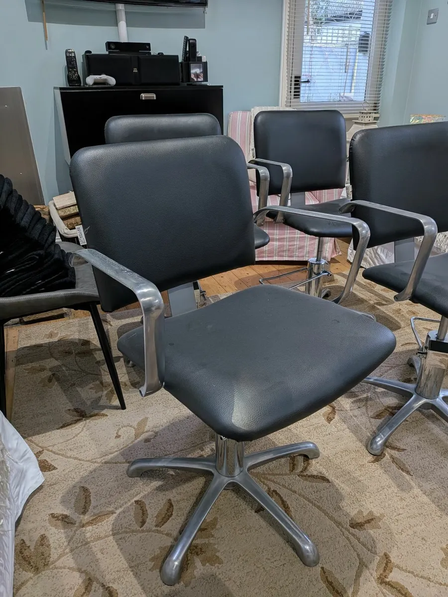 Salon Equipment - Image 1