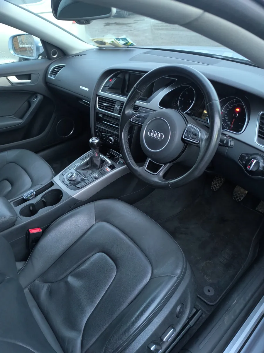 151 Audi A5 2.0 TDI .1 owner car. - Image 3