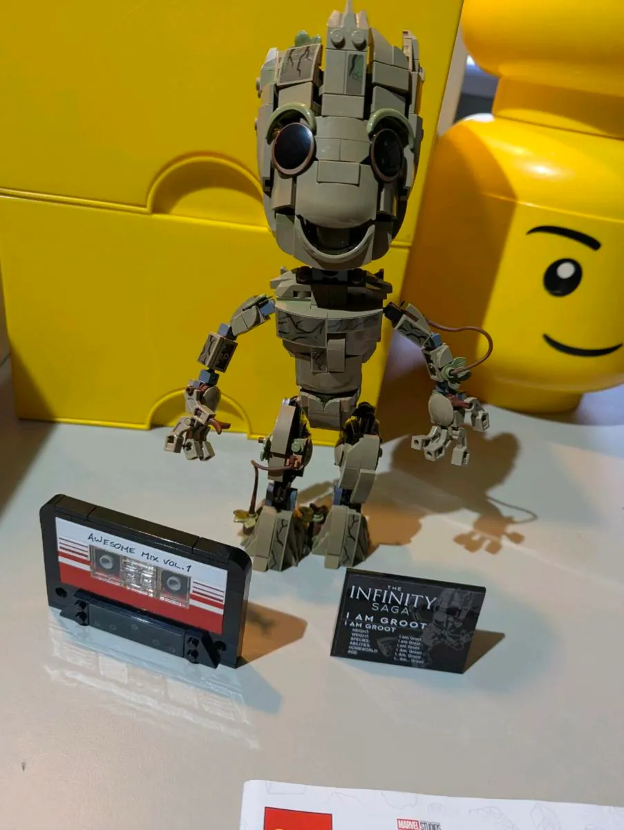 Lego I am Groot 76217 set - Image 3