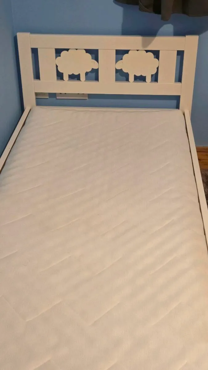 Kids ikea bed - Image 3