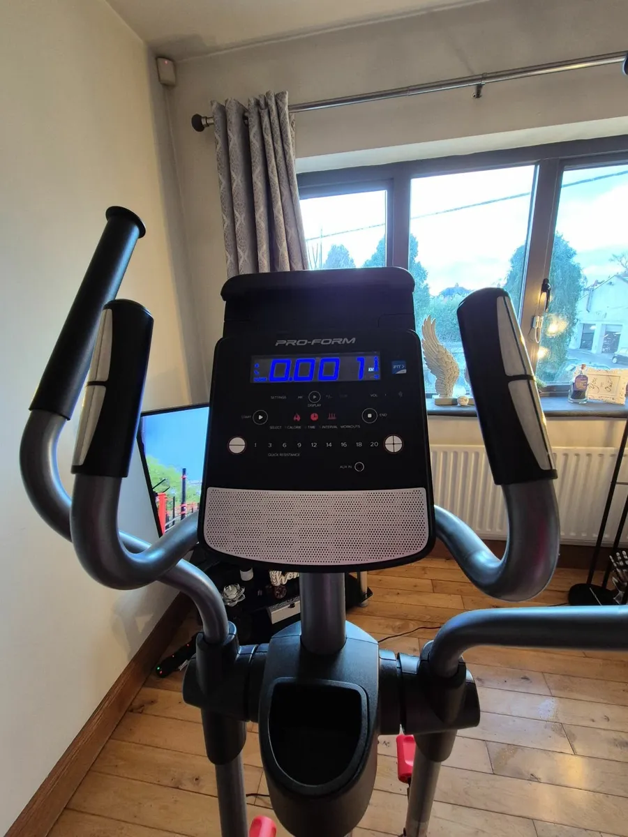 Elliptical trainer/ Cross Trainer - Image 3