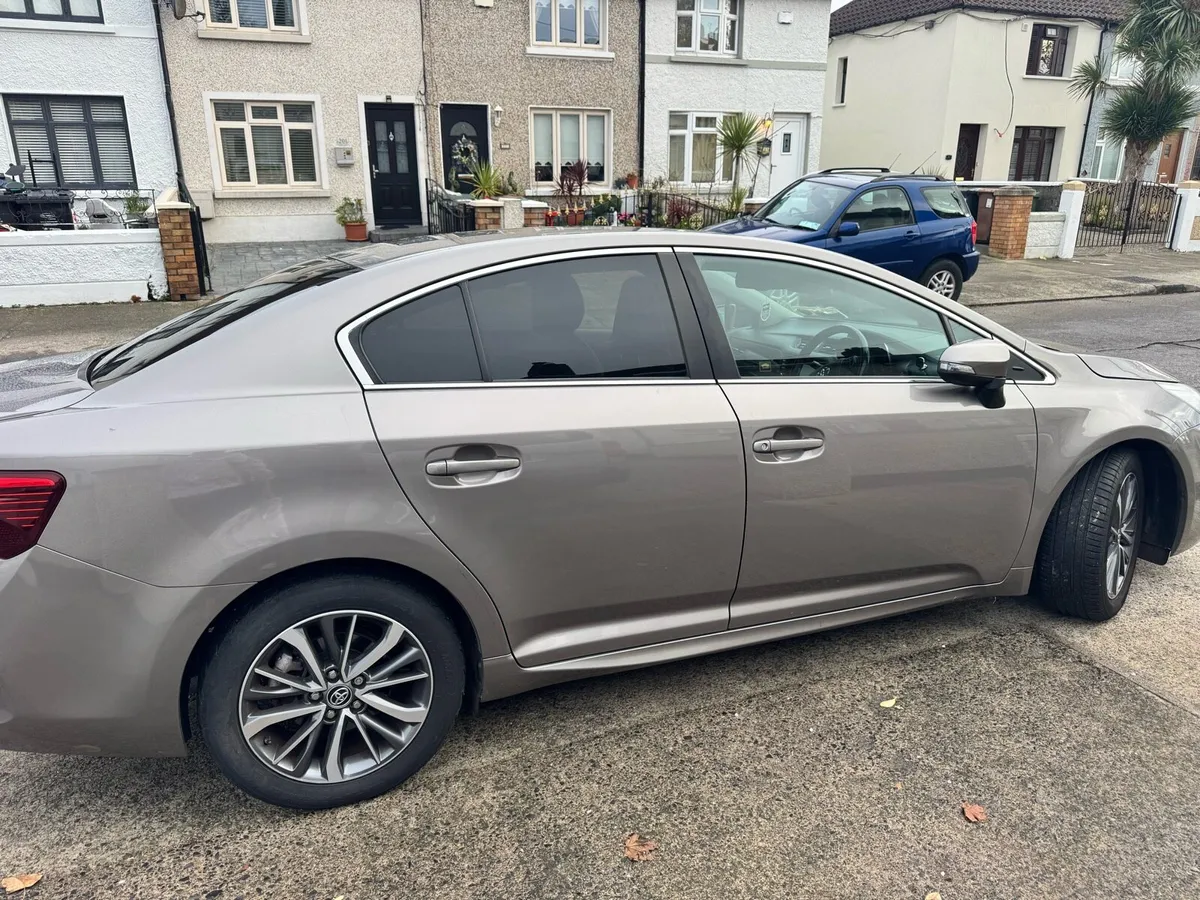 Toyota avensis - Image 1