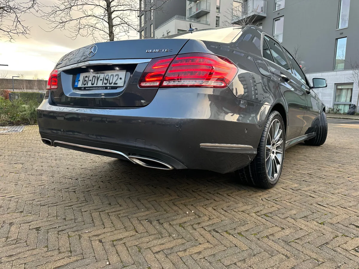 Mercedes-Benz E-Class 2016 E200 - Image 3
