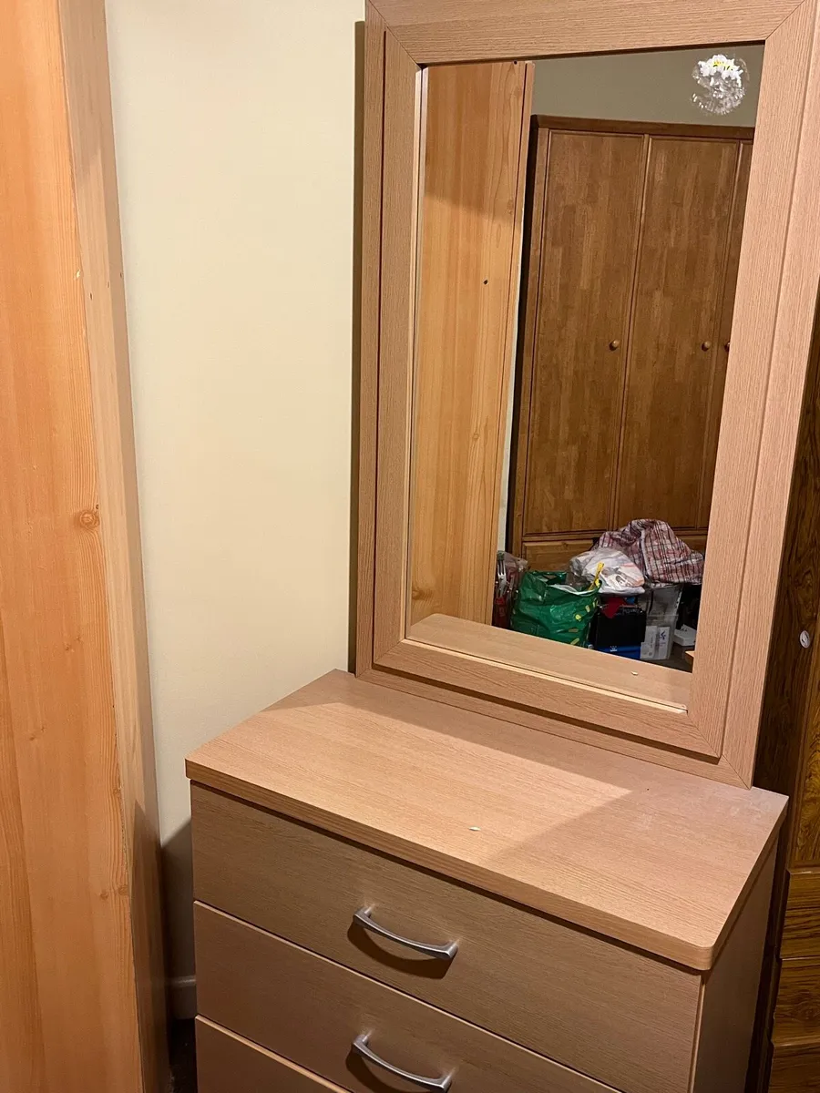 Dressing Table - Image 2