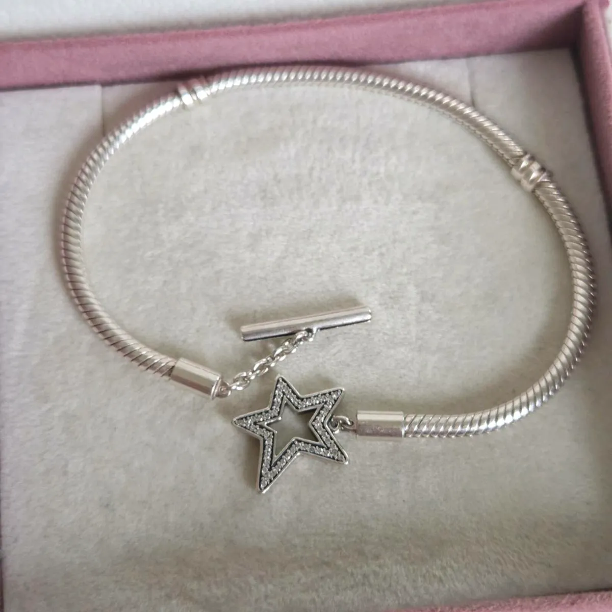 Pandora bracelet asymmetrical star T-bar - Image 2