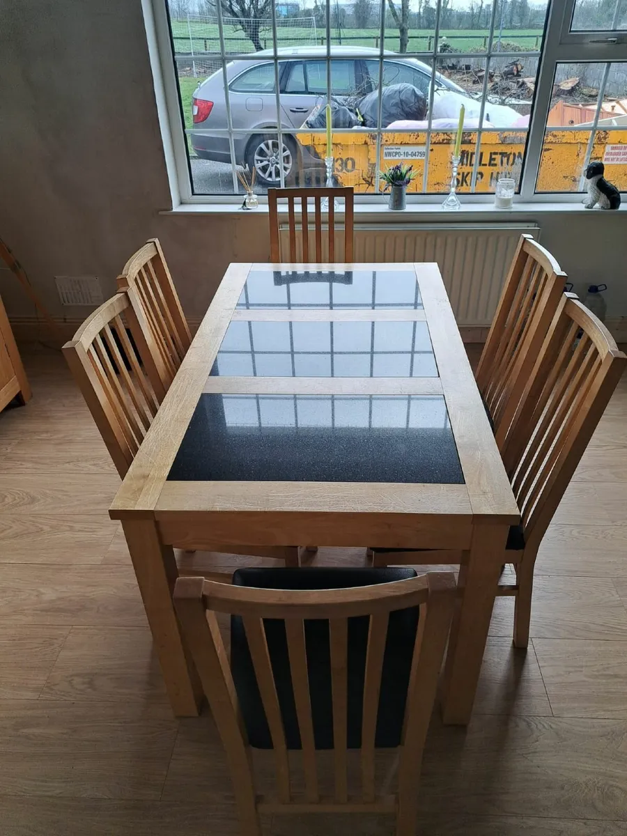 Kitchen Table and Chairs - Image 2