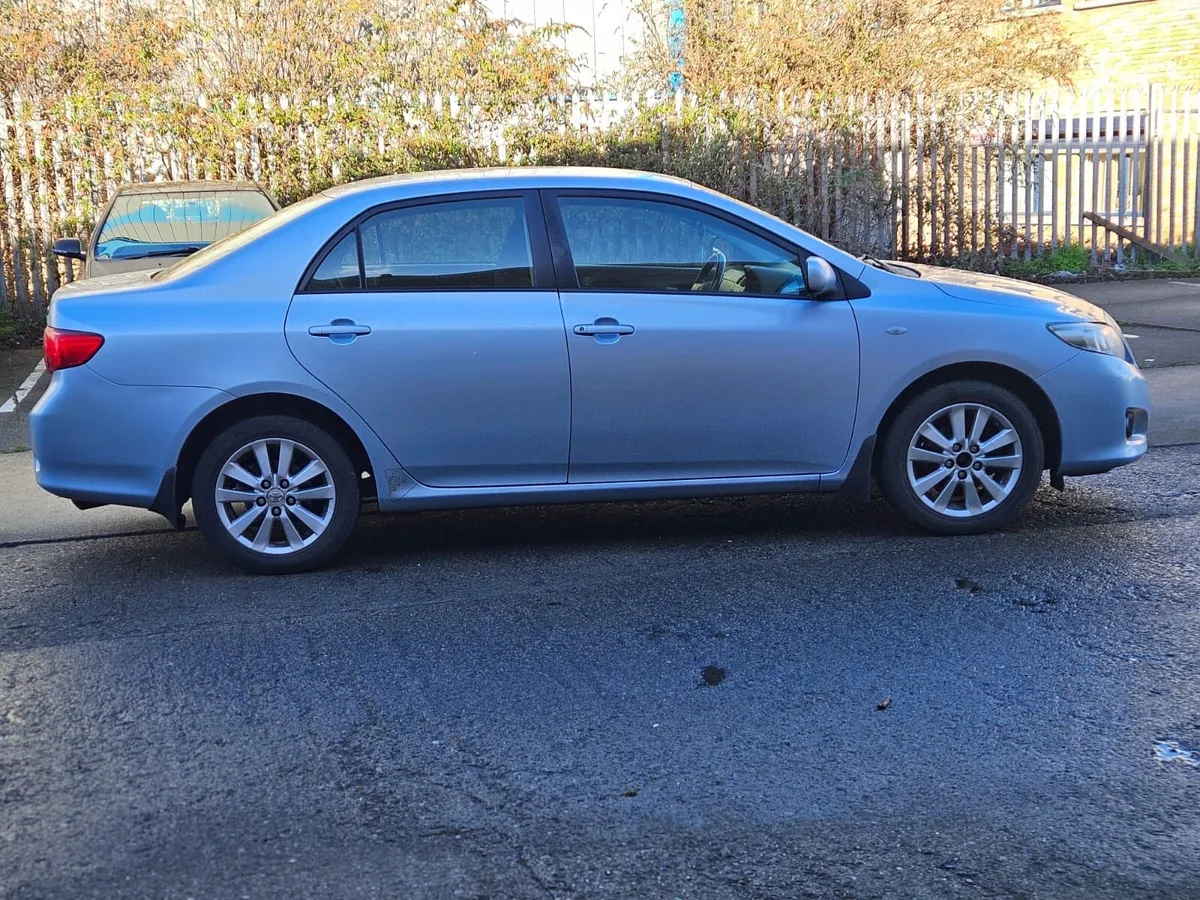 Toyota Corolla NEW NCT 02/2027 - Image 4