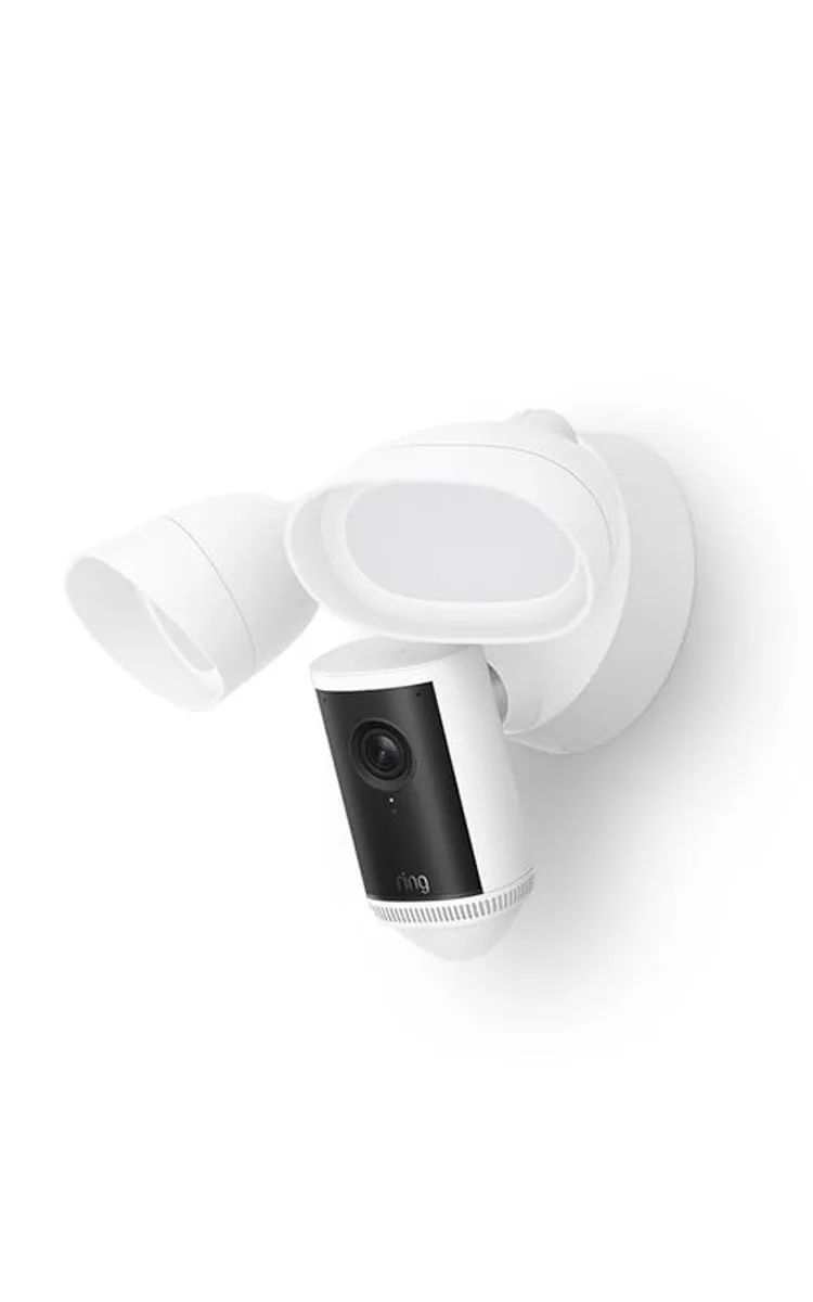 Ring Floodlight Cam Pro 4K ( newest gen ) - Image 3