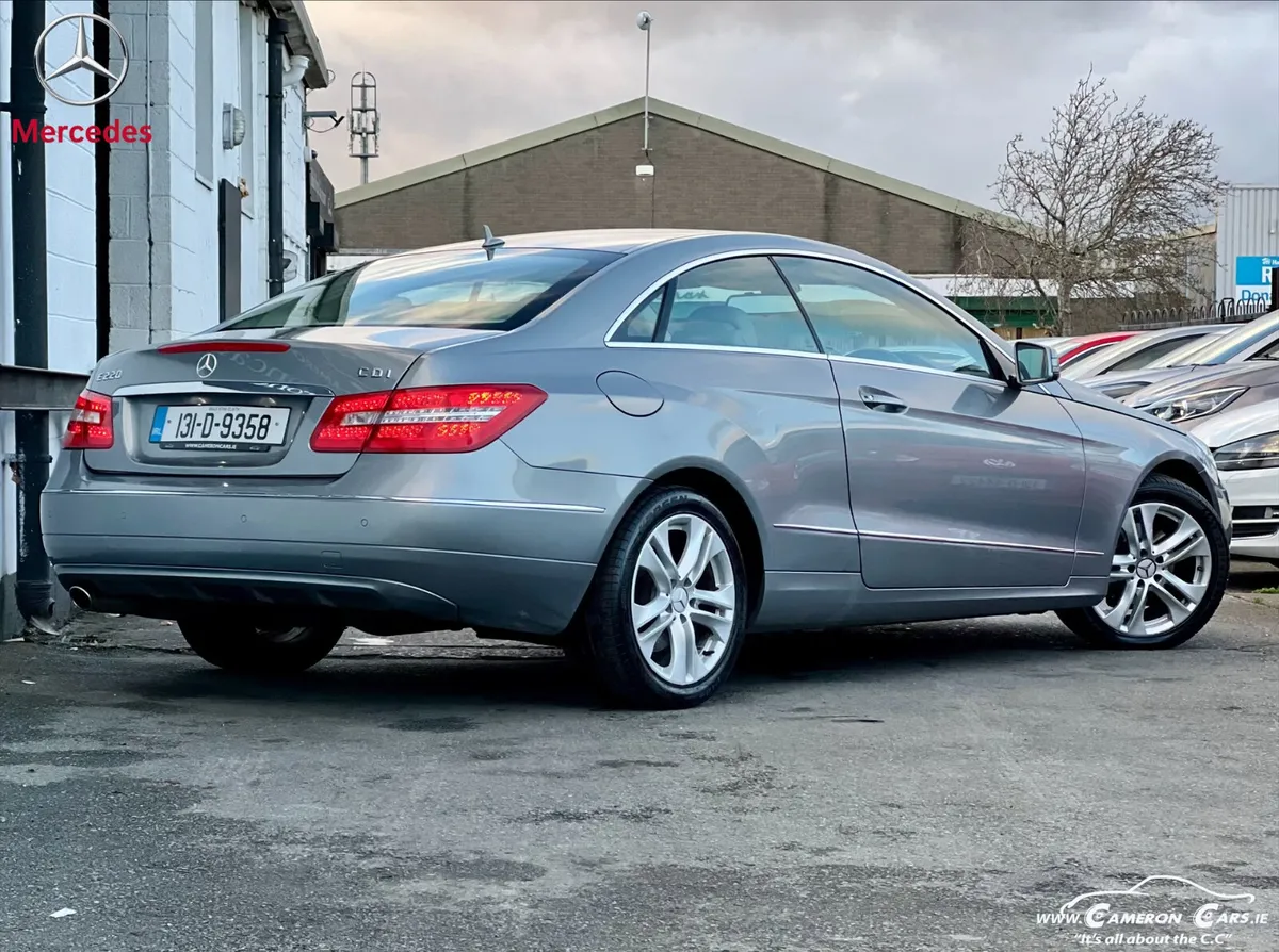 MERCEDES BENZ E220 COUPE 2.1 COOL CAR - Image 2