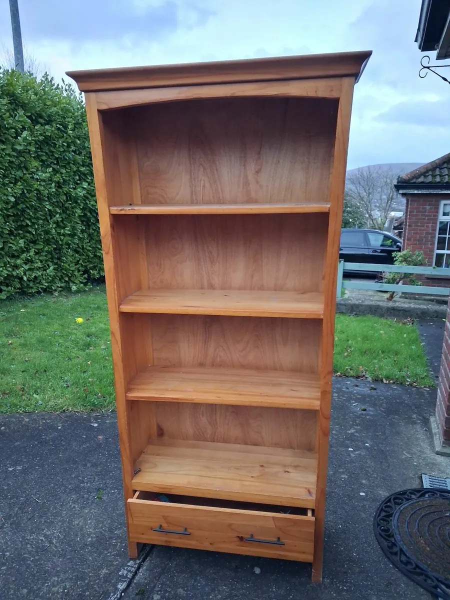 Book shelf - Image 2