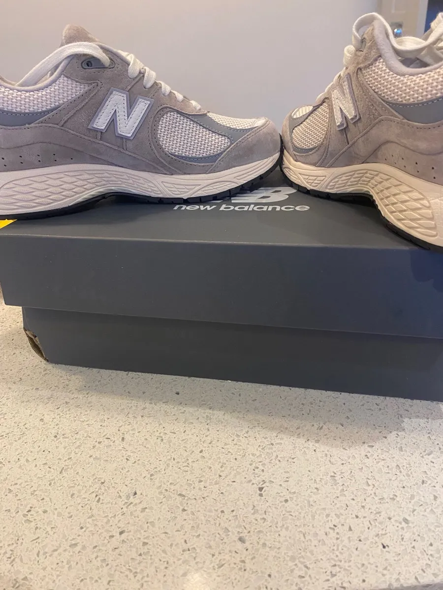 Ladies trainers - Image 3