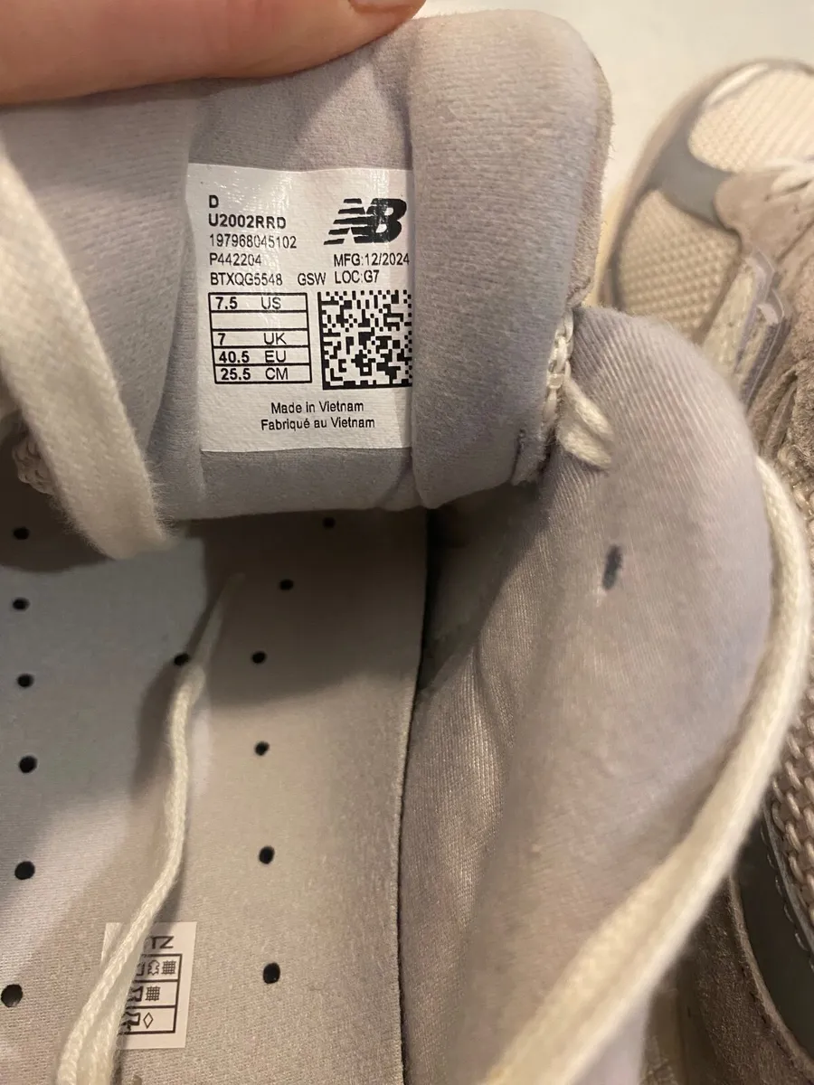 Ladies trainers - Image 4