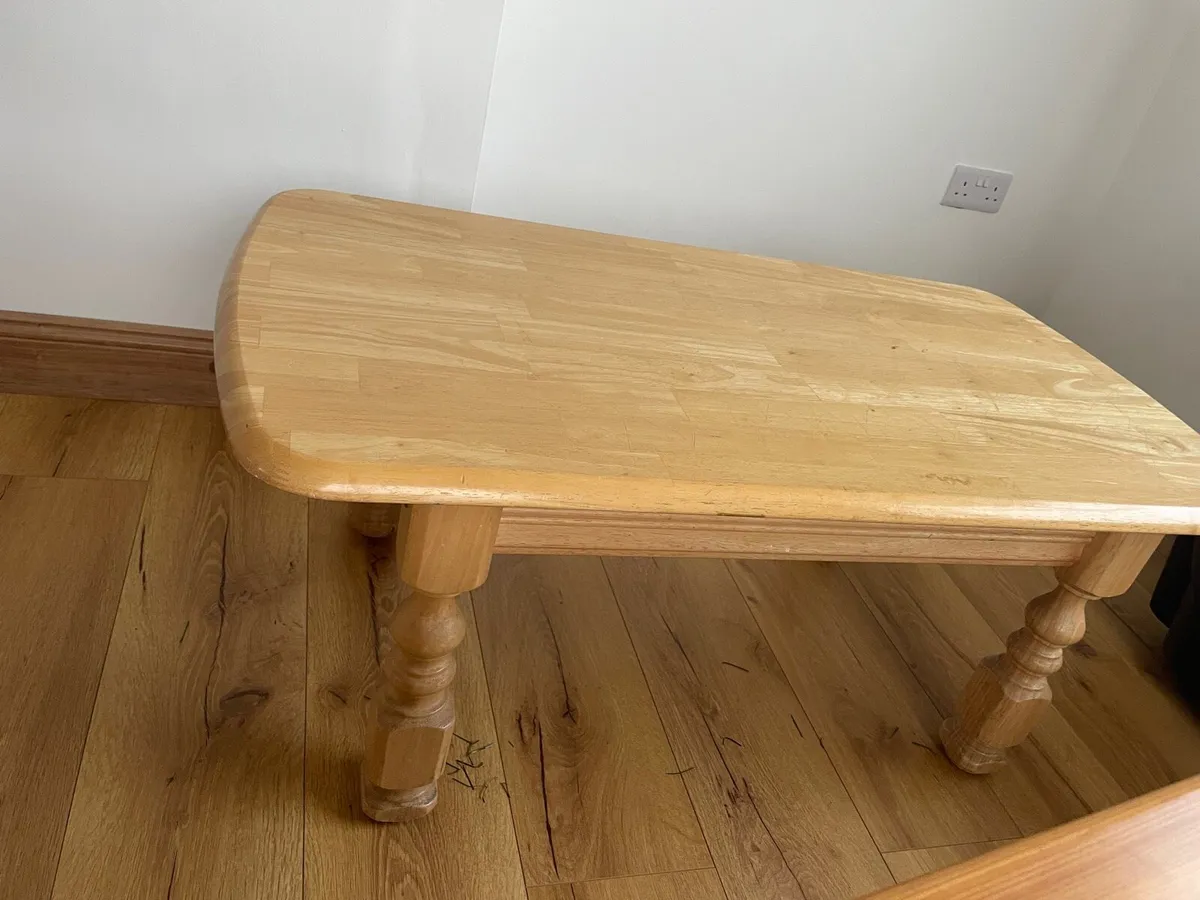 Oak coffee table - Image 2