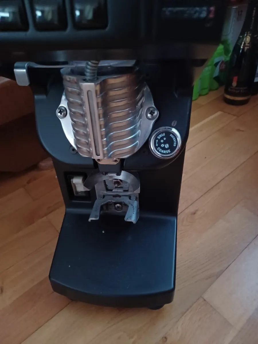 Simonilli Nuova Coffee Grinder - Image 2