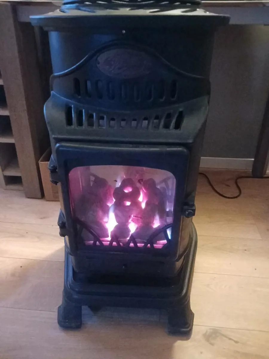 Gas heater - Image 1