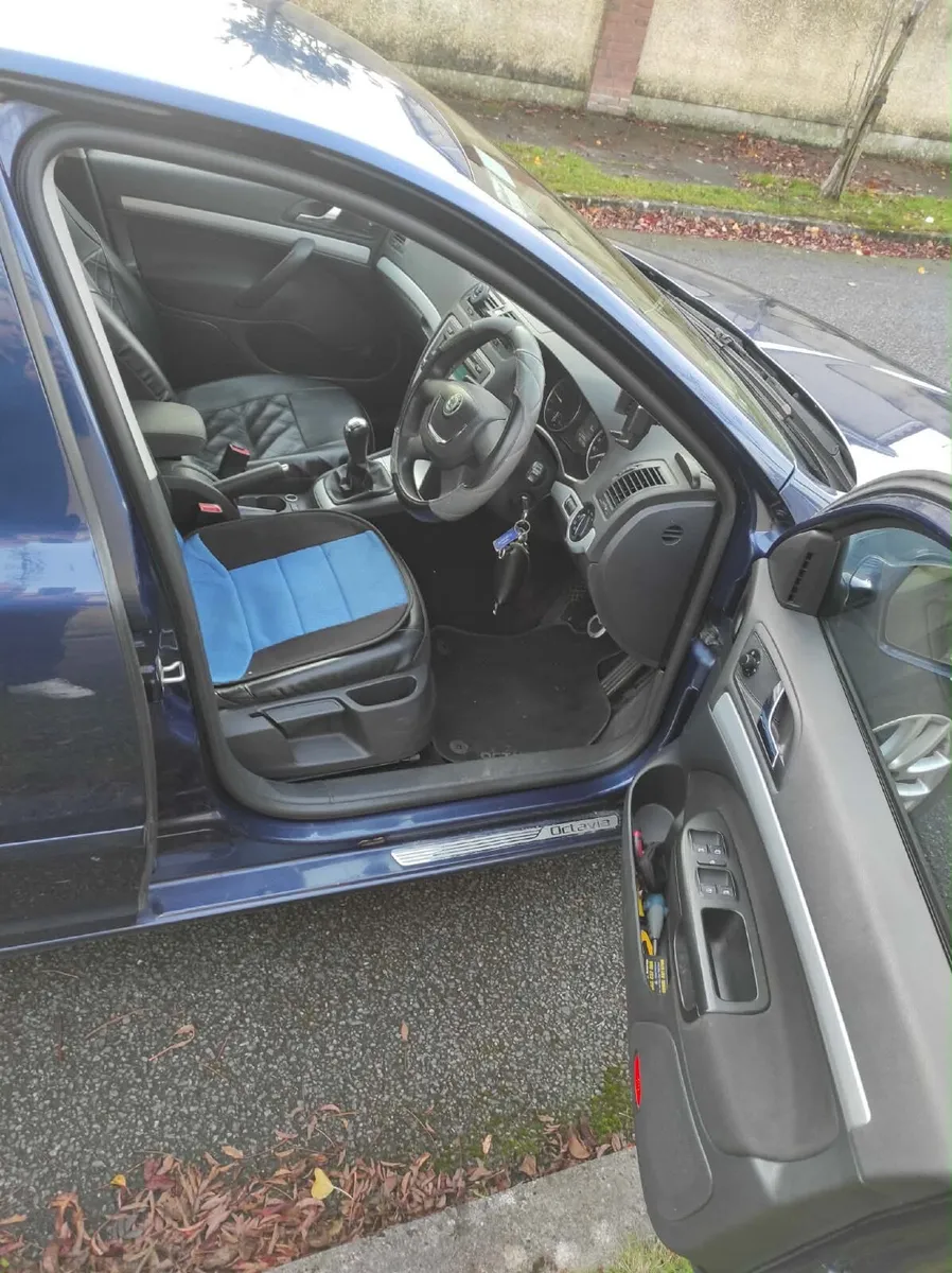 Skoda Octavia 2009 - Image 3