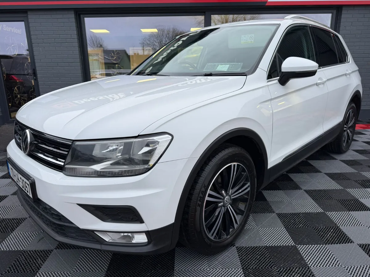 Volkswagen Tiguan 2017, SE , SERVICE , WARRANTY, - Image 2