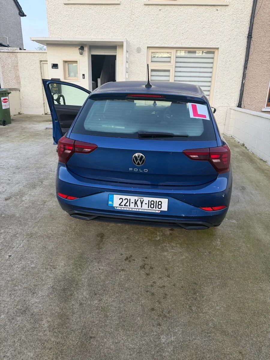 Volkswagen polo - Image 4