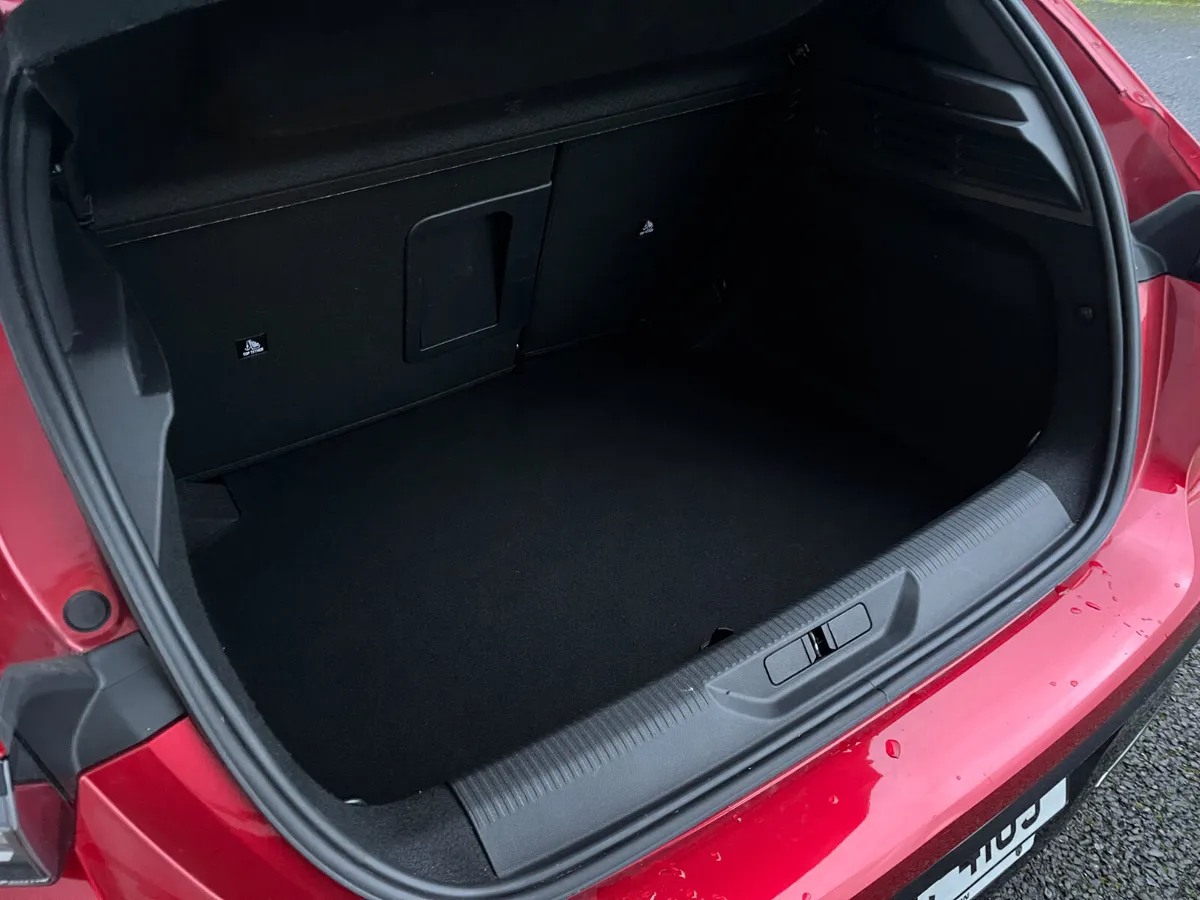 Peugeot 308 2022 - Image 3