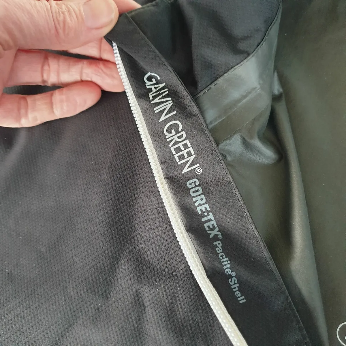 Galvin Green paclite Goretex jacket 3XL - Image 4