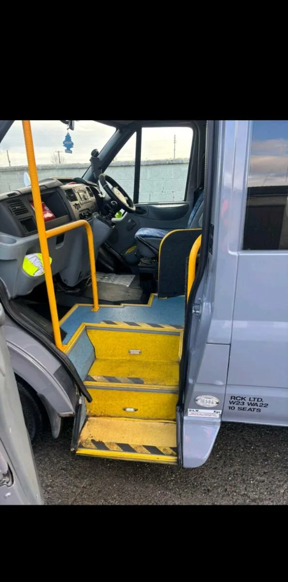 Ford Transit wheelchair accessible - Image 3
