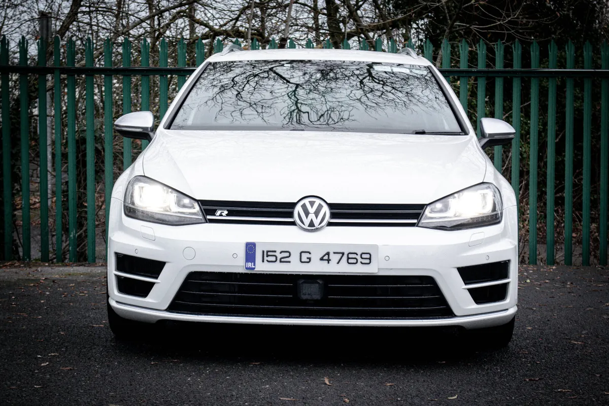2015 Volkswagen Golf R * Low Mileage* High SPEC ! - Image 2