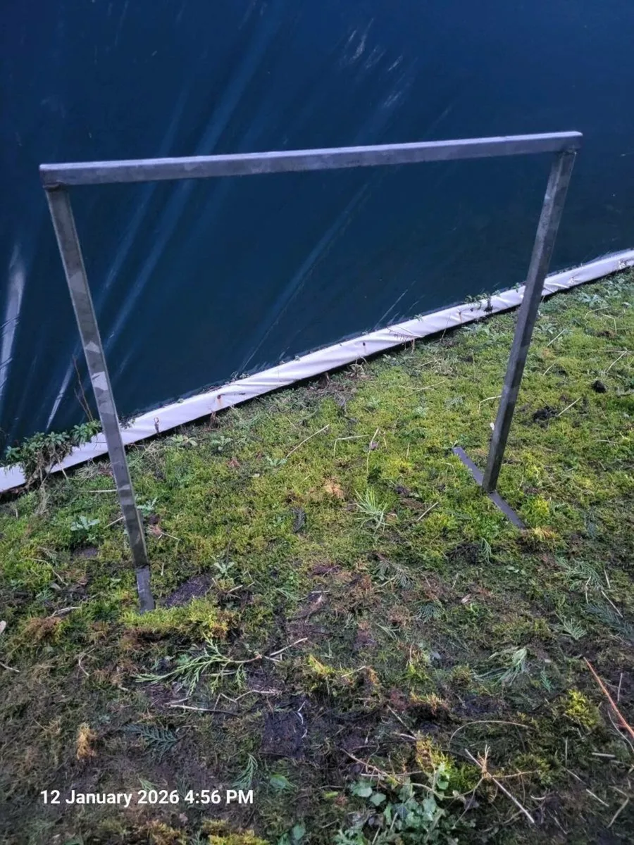 Work stands/band stands - Image 1