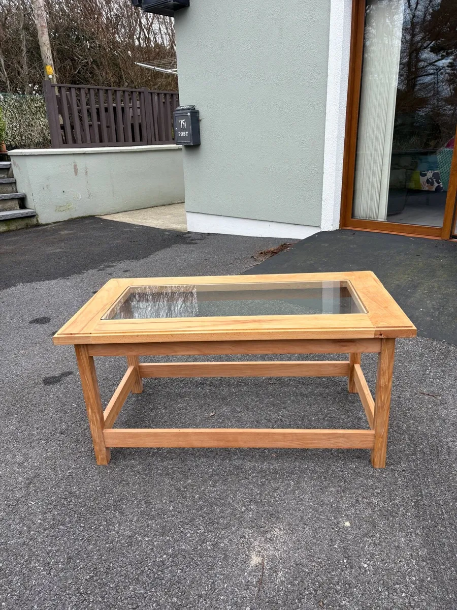 Coffee table - Image 1