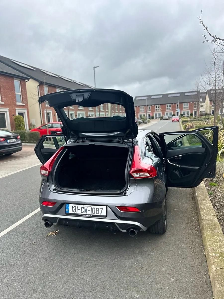 Volvo V40 - 2013 - Image 4