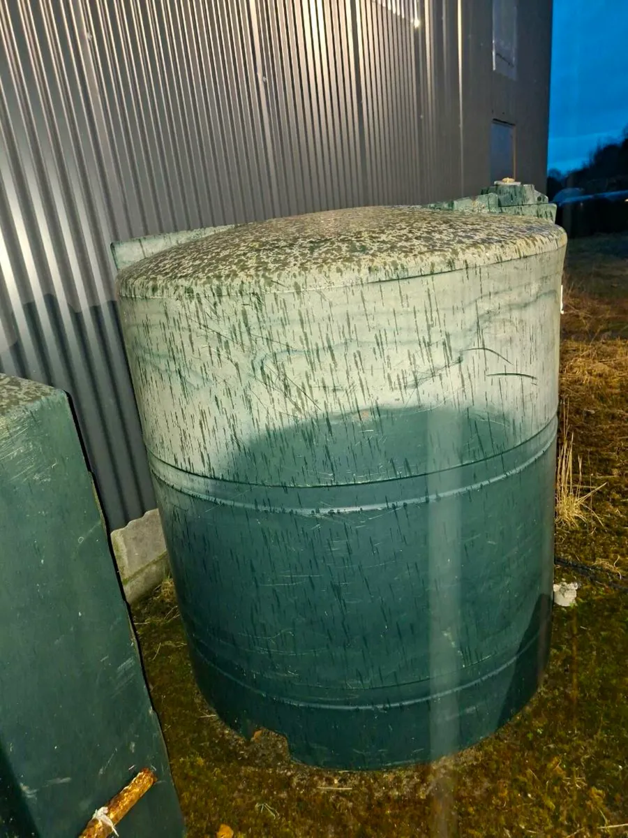 Oil tank - Image 2