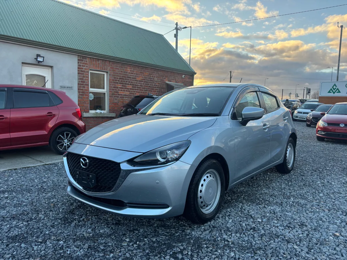 Mazda 2 - Image 2
