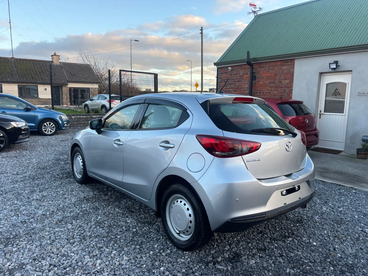 Mazda 2 - Image 3