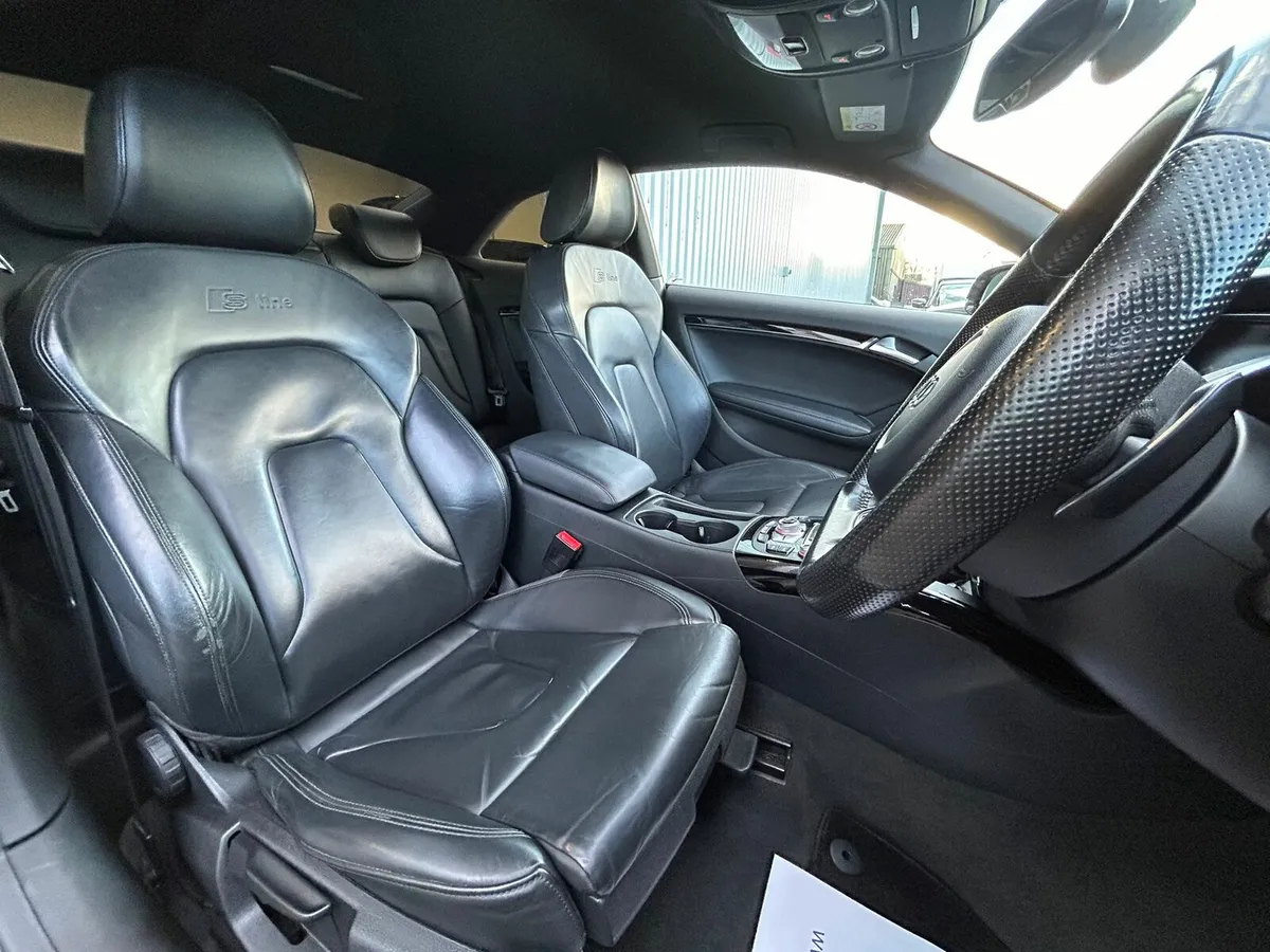 Audi A5 s-line black edition 177bhp - Image 3