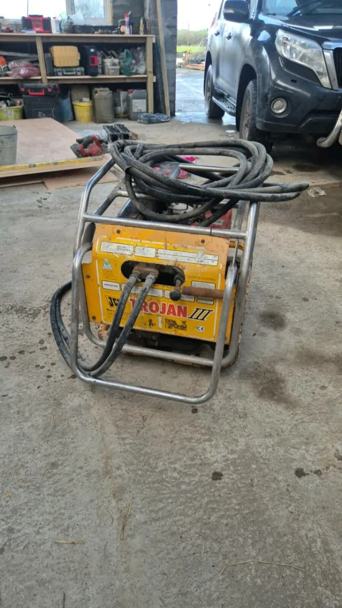 JCB powerpack Breaker - Image 1