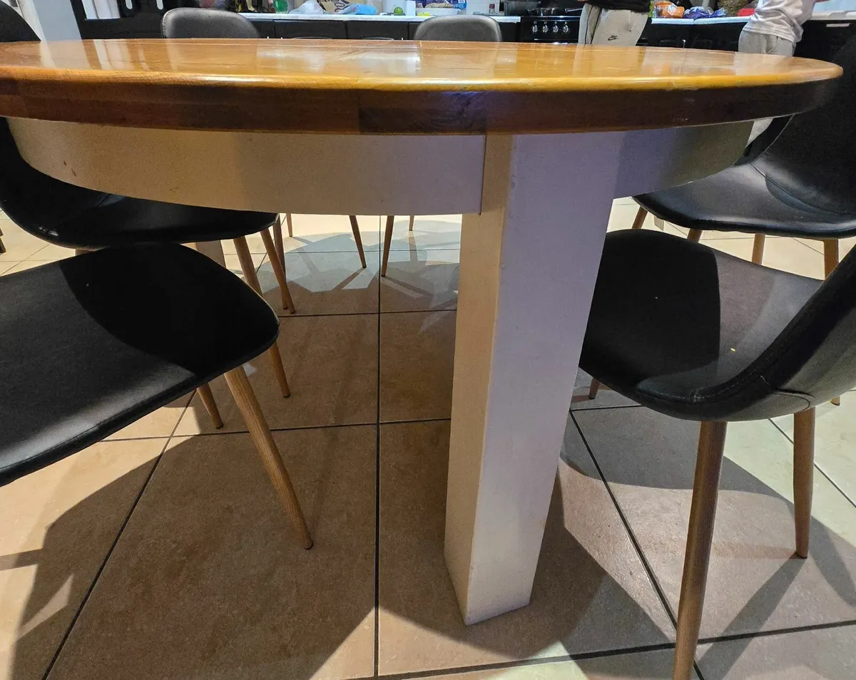 Kitchen table - Image 4