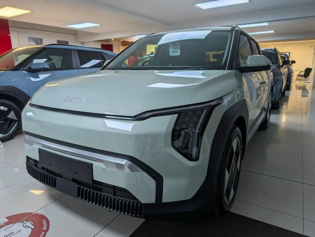 Kia EV3 Earth 3 LR - Image 1